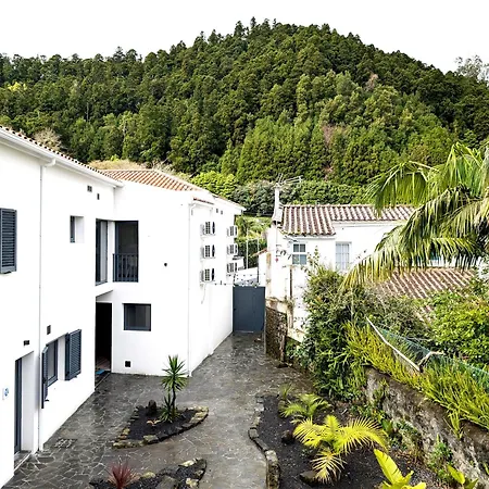 Vulcanica - Boutique In Azores 3* Фурнаш